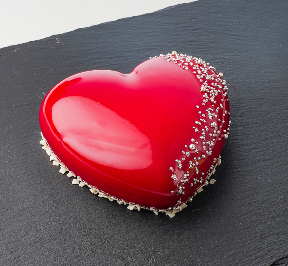Choco Amore Valentine Cake